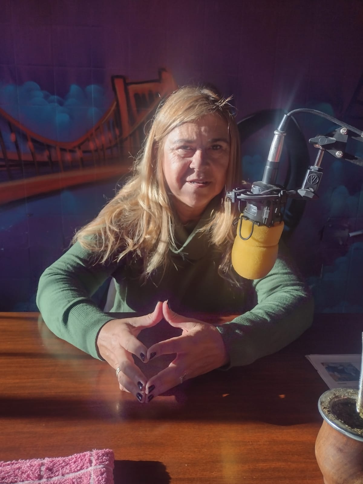 EVANGELINA ALMADA: “ES EL MOMENTO DE APOYAR A NUESTRO GOBERNADOR Y NO PONERLE PALOS EN LA RUEDA”